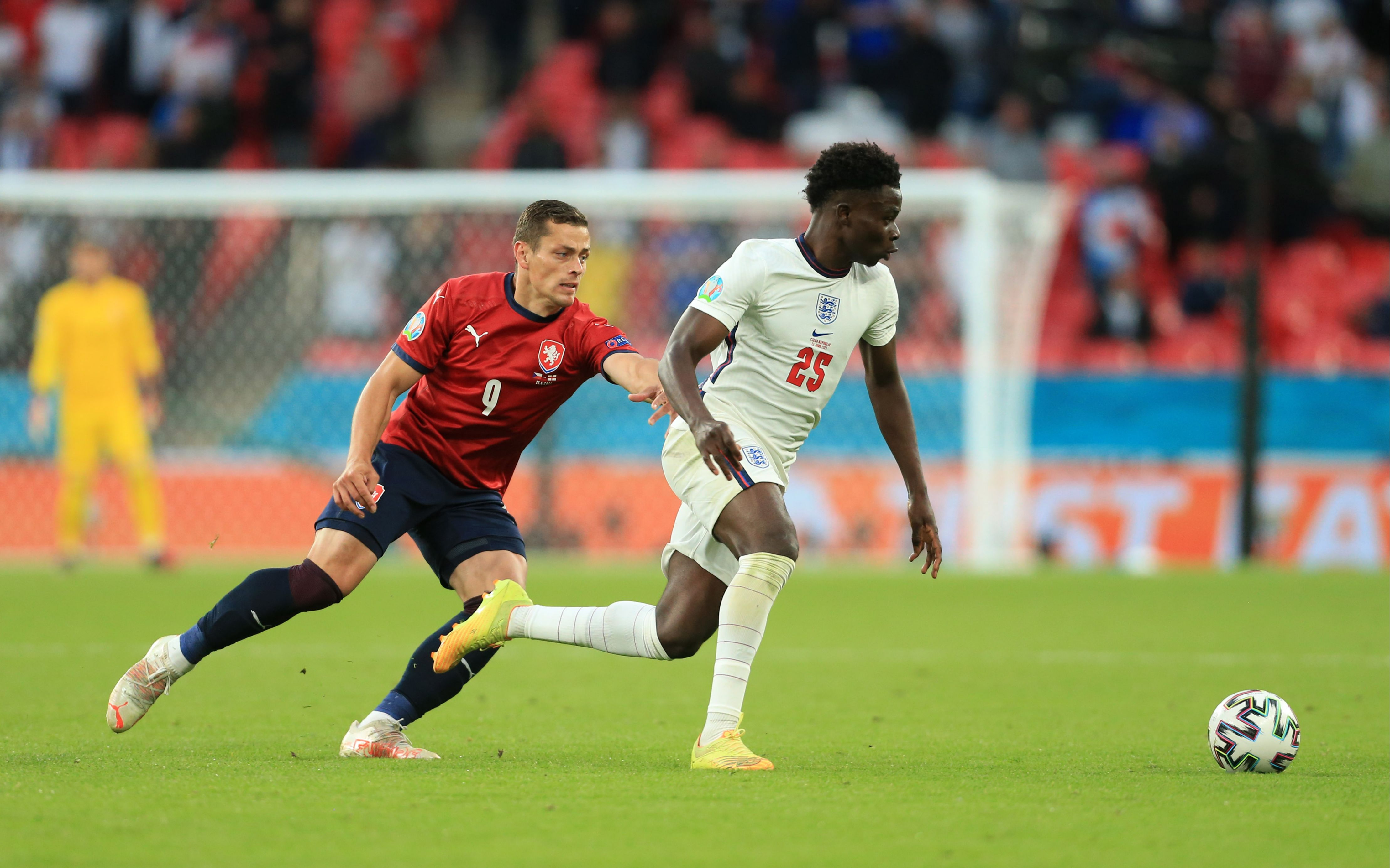 开云平台-欧预赛英格兰备战意大利,全队备赛的简单介绍