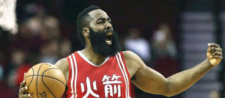 新疆火箭队战胜香港凤凰队，成功晋级