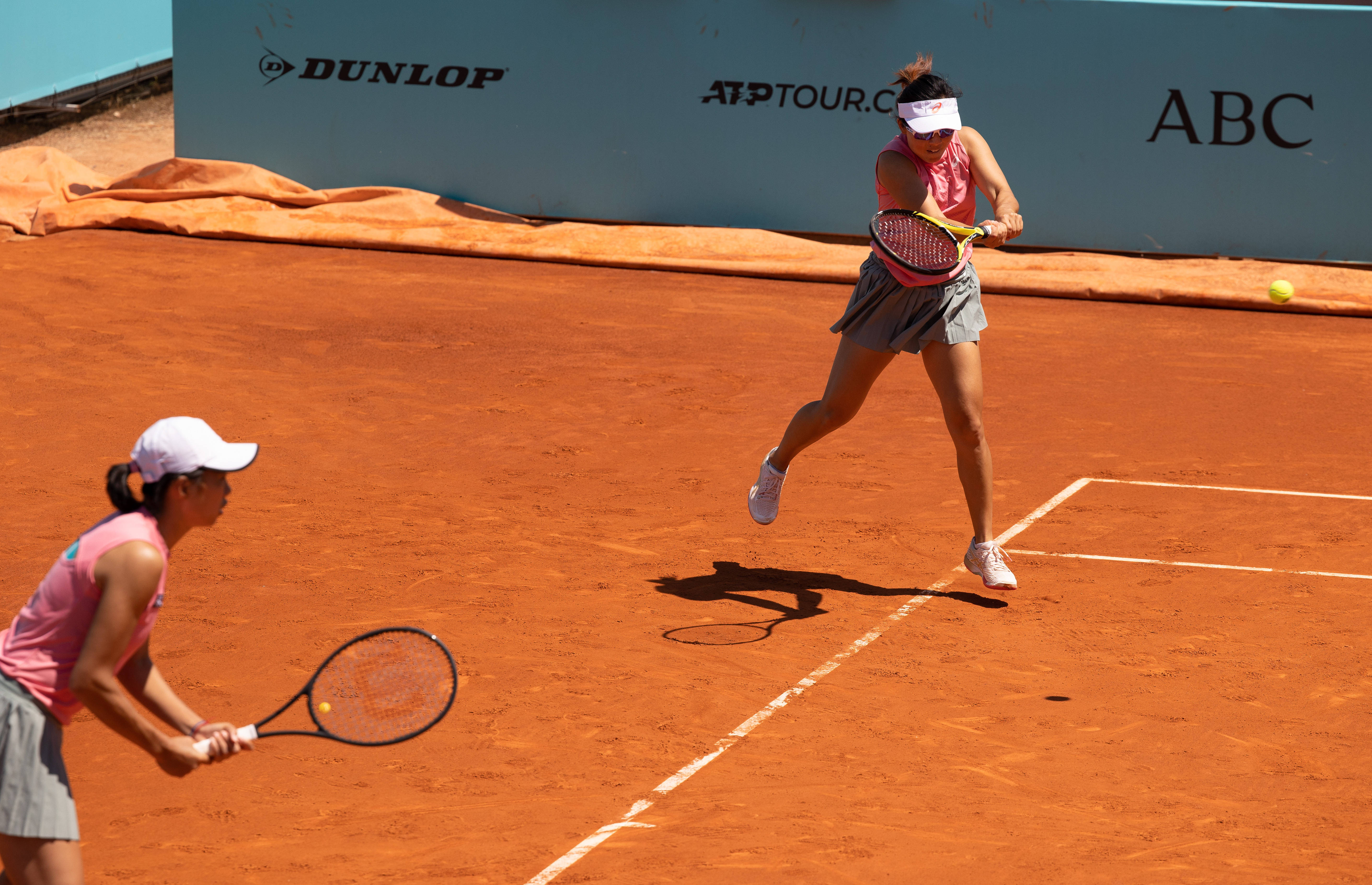 开云体育平台APP-包含网球赛事精彩瞬间盘点，年度回顾震撼登场的词条