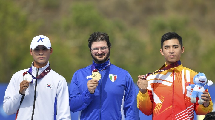 开云sport-法国队力克德国队,黄鸭组合关键制胜