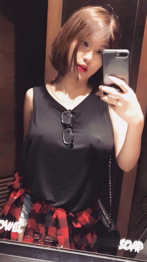 开云体育APP下载-歧路英雄,奥运周期关键战之夜,德里赫特完成自我救赎