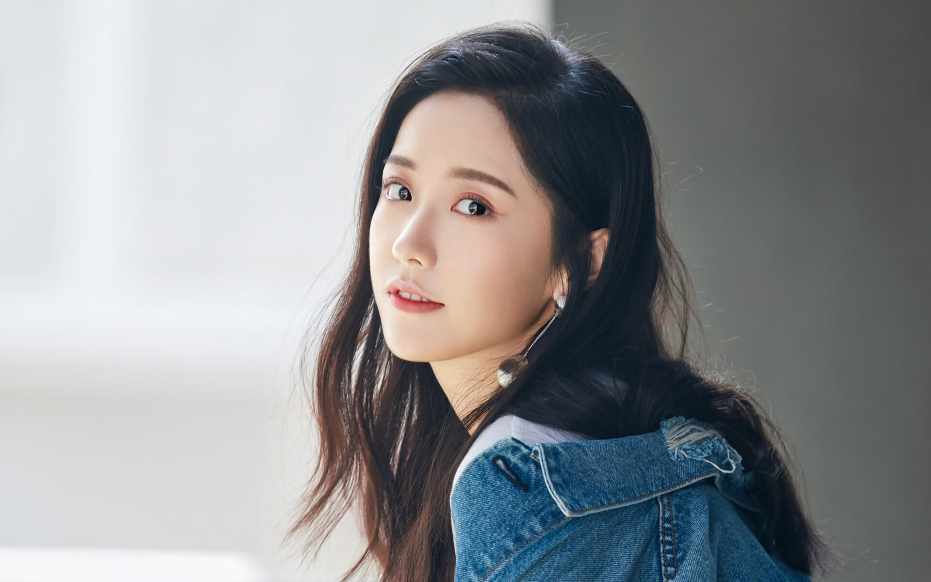 开云平台-禁区外的魔术师，当卡瓦哈尔站上NBA季后赛的舞台